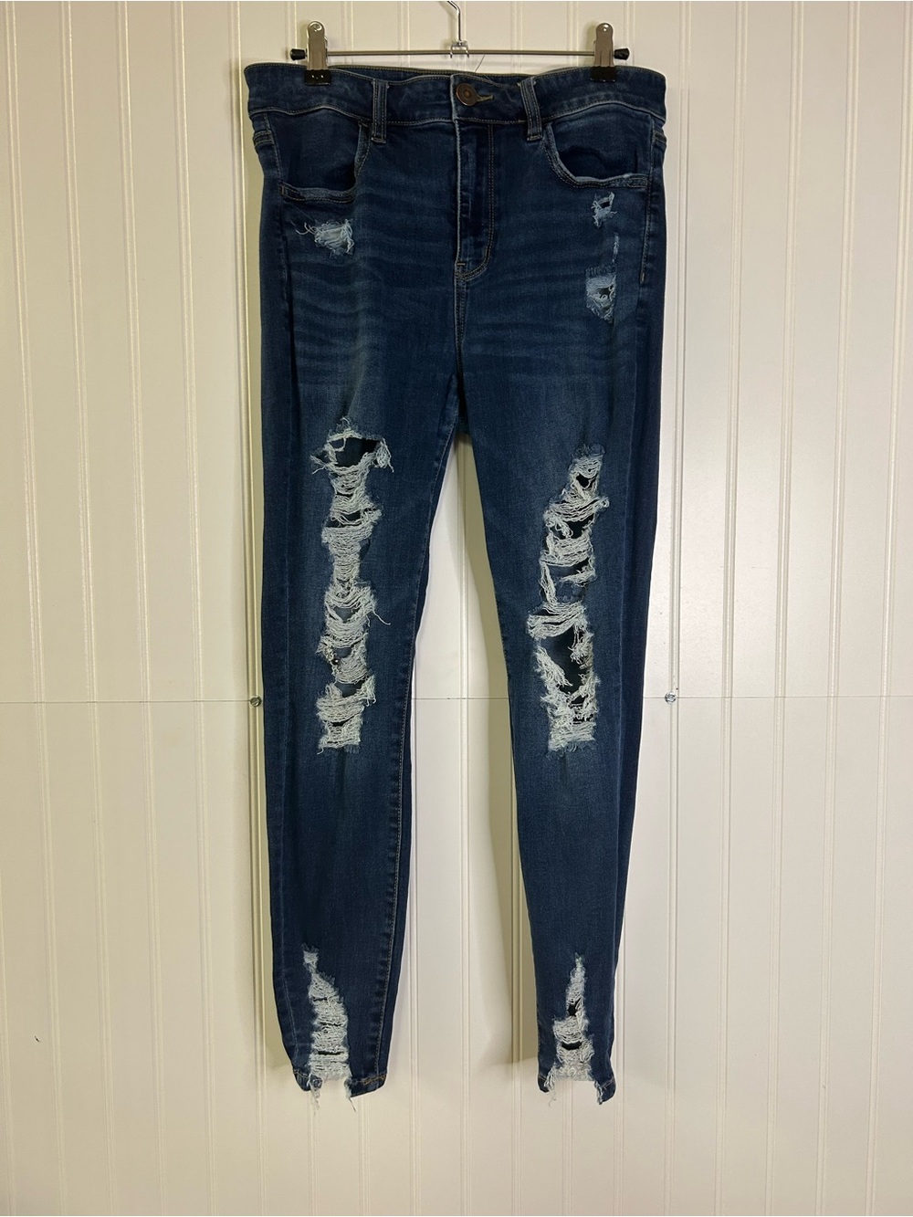 American Eagle Distressed Next Level Stretch Hi-Rise Jegging Size 10 Short